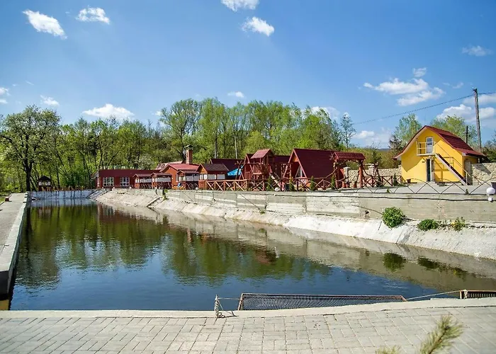 Hotell ''forest House '' будинок для відпочинку Truskavets